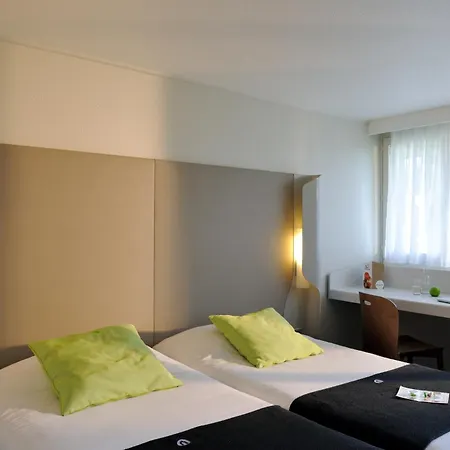 Hotel Campanile 3*