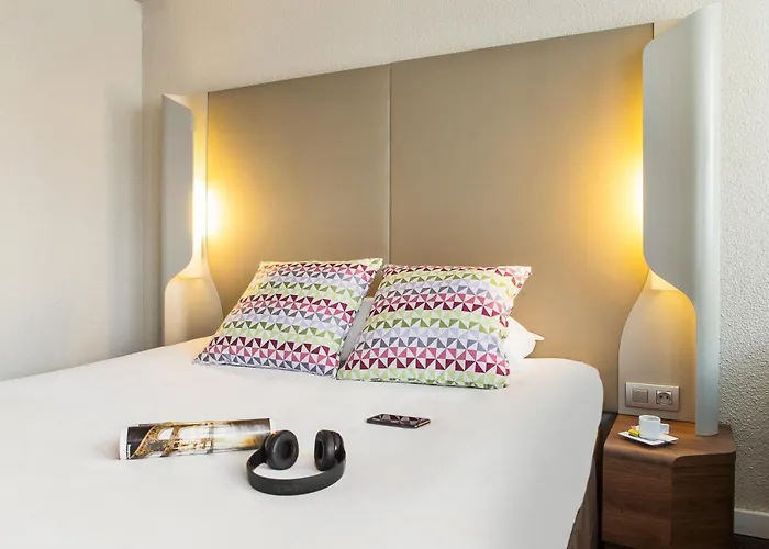 Hotel Campanile Château-thierry 3*