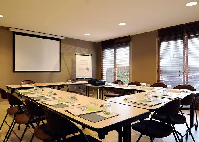 Campanile فندق Château-Thierry